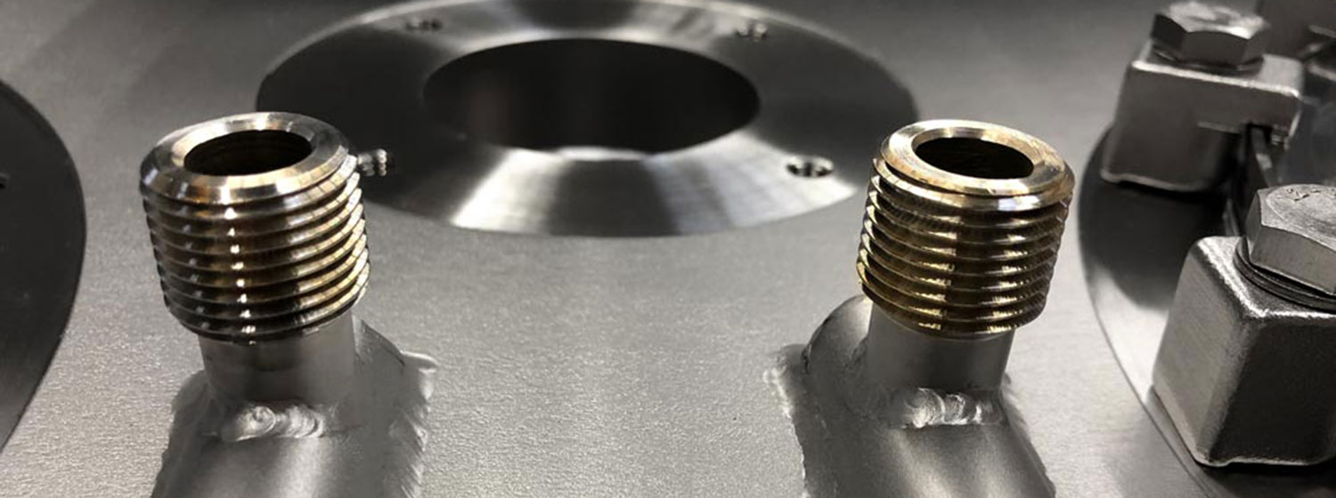 Angeschweißte Gewindebolzen